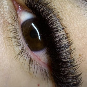 Extensiones de pestañas megavolumen 
