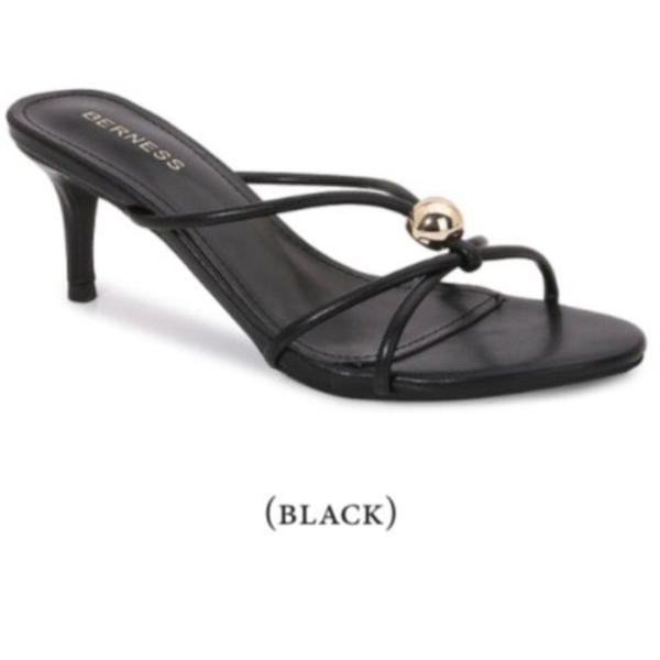 Fifi black 
