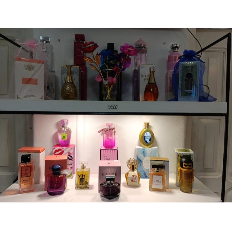 Perfume importado + bolsa de regalo 