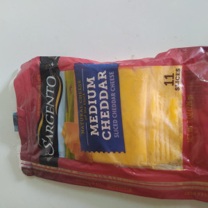 Queso Cheddar (225g)