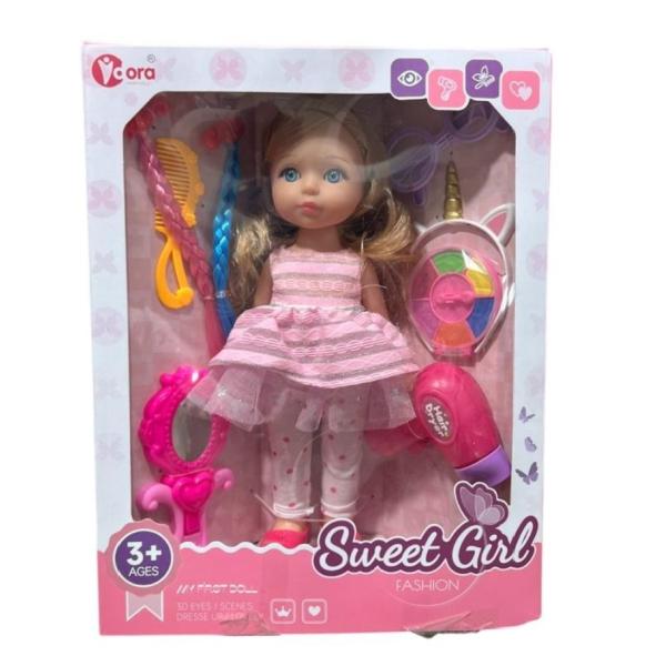 Muñeca con Accesorios