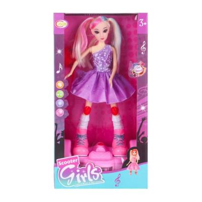 Muñeca con Scooter 