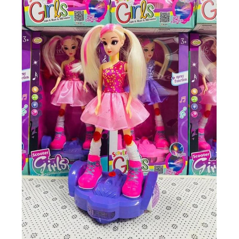 Muñeca con Scooter 